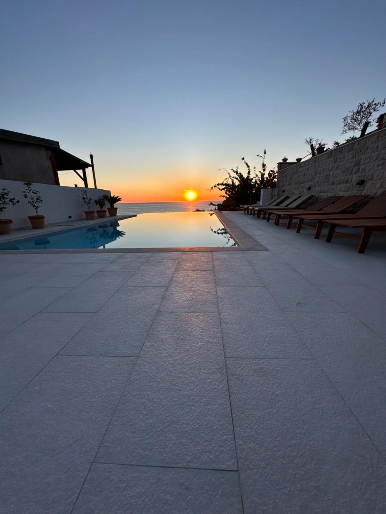 Apartments Blue Heaven Ulcinj Exterior photo